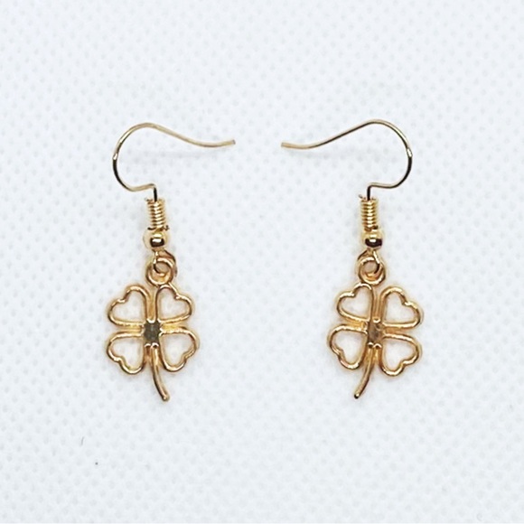 Earrings Clover Shamrock Lucky Irish St. Patrick’s Day 4 Leaf Clover Gold Tone - Picture 2 of 4
